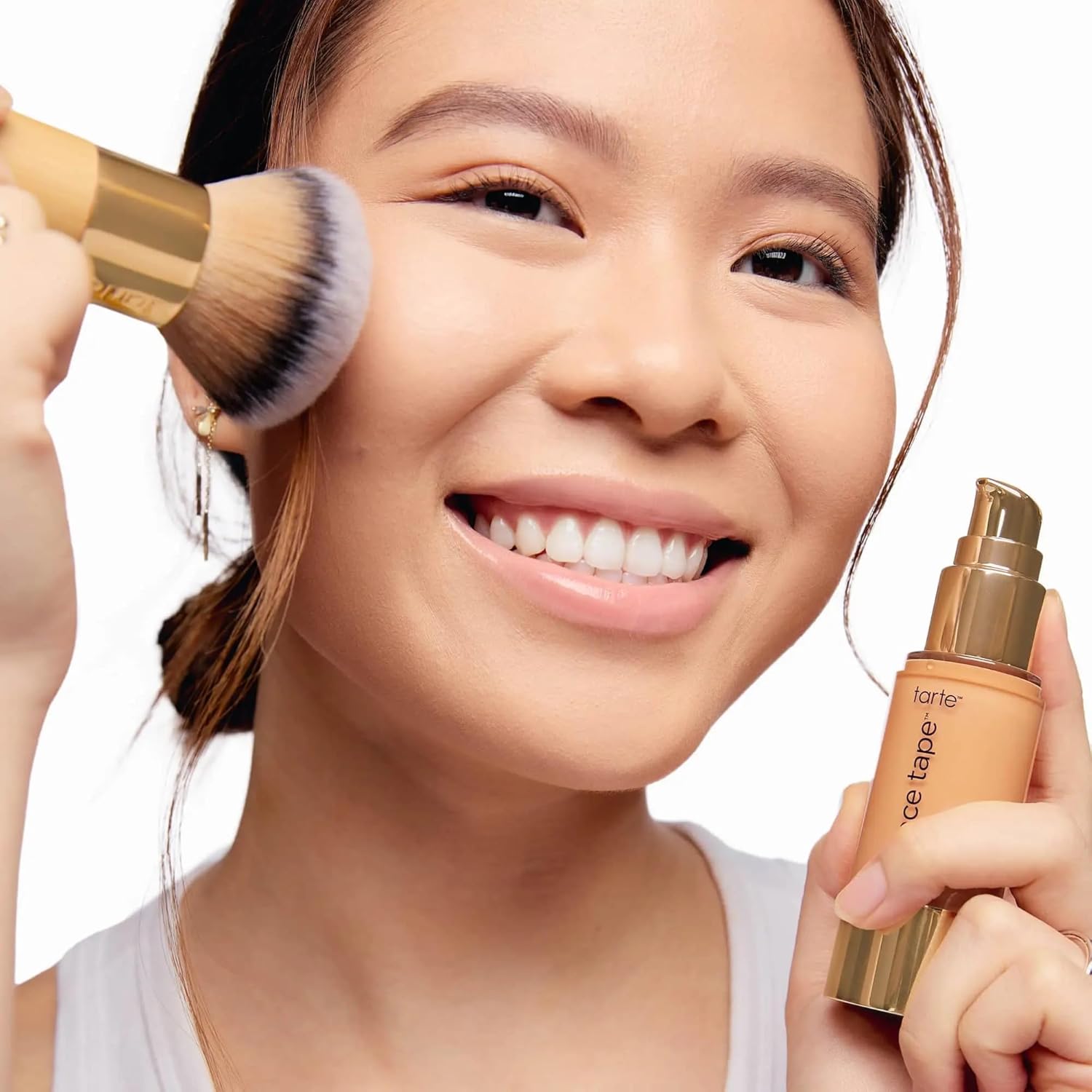 Flawless Airbrush Makeup Brush for Full Coverage Foundation