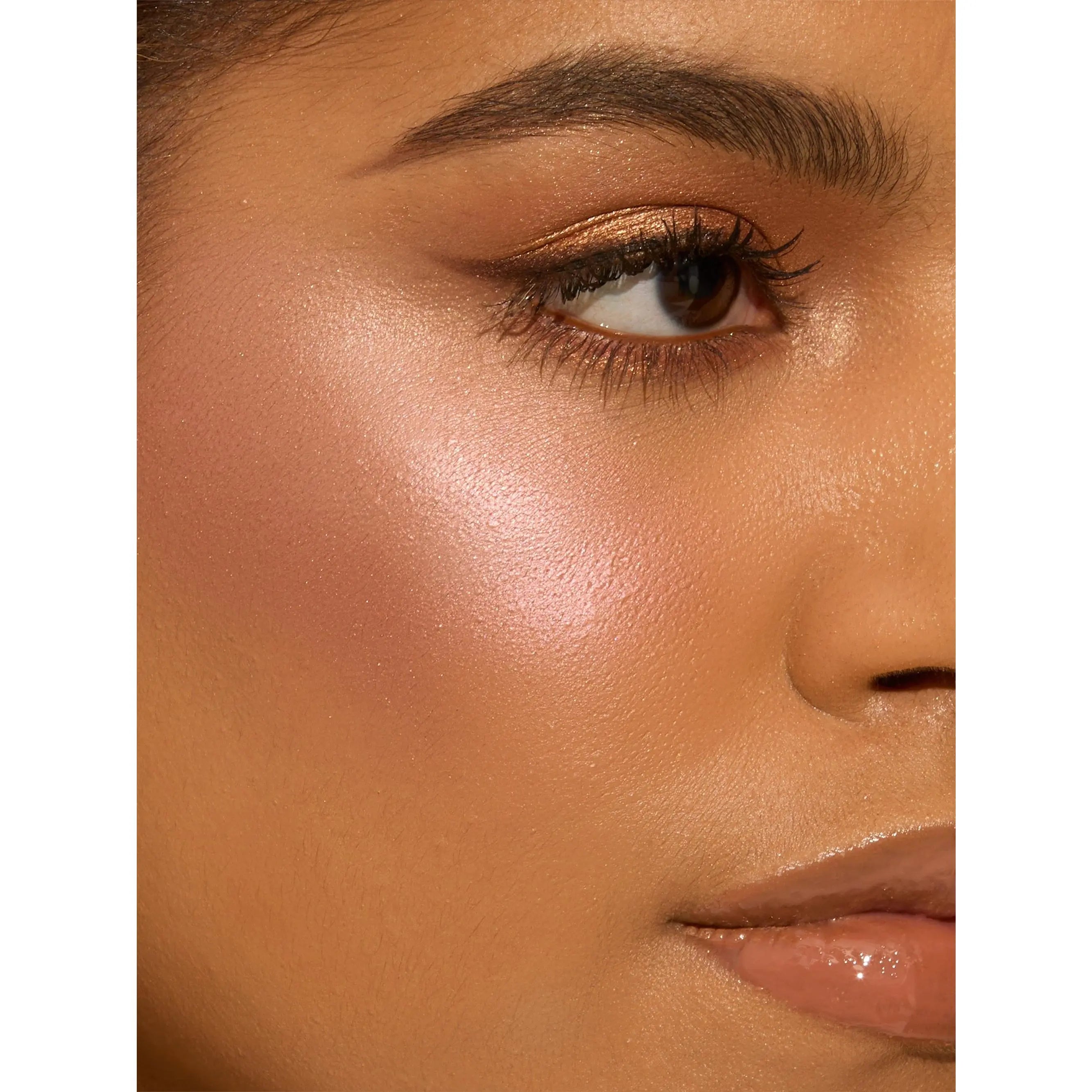 Multi Use Eye and Cheek Palette with Shimmer and Matte Shades
